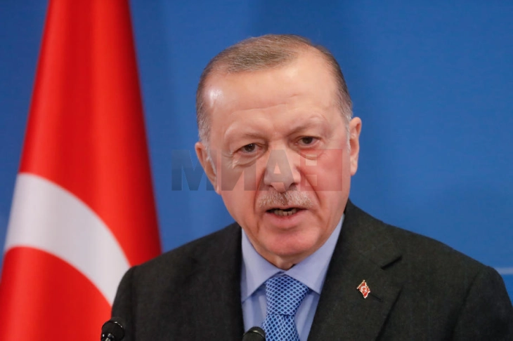 Erdogani ofroi që Ankaraja të ndërmjetësojë mes Iranit dhe SHBA-së