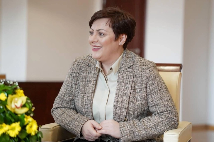 Public debt at 59.6% of GDP, FinMin Dimitrieska Kochoska says this reflects stable public finances and fiscal consolidation