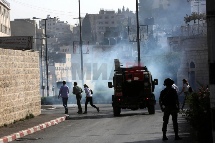 Të paktën 12 palestinezë u vranë në sulmet izraelite në Gaza
