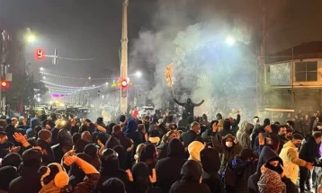 Иран за првпат потврди: За време на сузбивањето на антирежимските протести апсени и деца