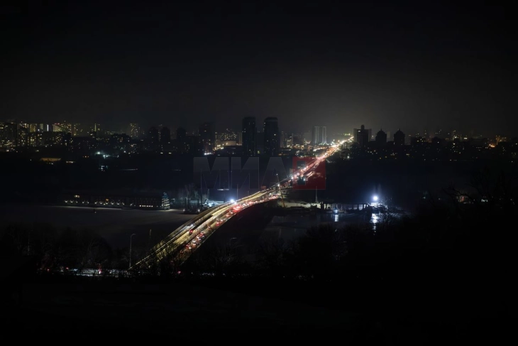 Украина: Прекинот на струја во Киев го запре железничкиот сообраќај