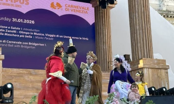 Започна Венецијанскиот карневал инспириран од Зимските олимписки игри