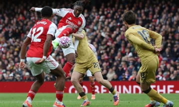 Арсенал ја наполни мрежата на Лидс за +7 во однос на конкурентите