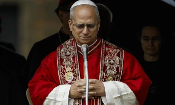 Папата изрази загриженост поради тензиите меѓу САД и Куба и повика на дијалог