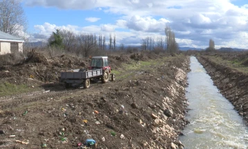 Во Прилепско нема опасност од поплавени канали, 70 проценти од мрежата е исчистена