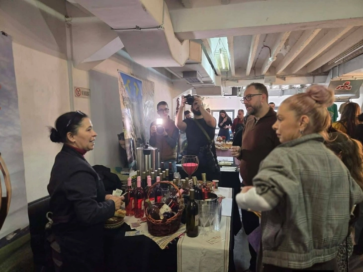 Општината Чешиново - Облешево на Саемот за турирзам и рурални домаќинства се претстави со семејна винарија