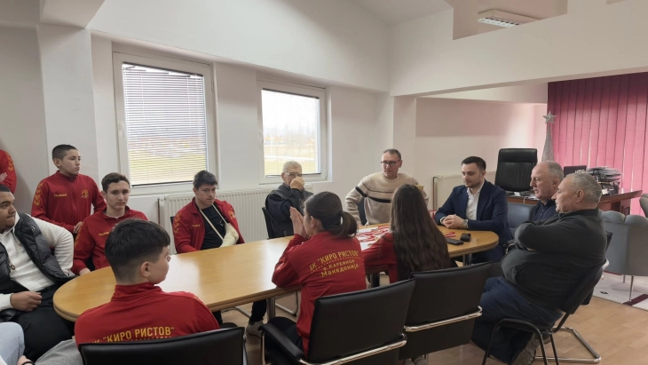 Градоначалникот на Карбинци ги прими членовите на Борачкиот клуб „Киро Ристов“ по големиот успех на Државното првенство за пионери и младинци