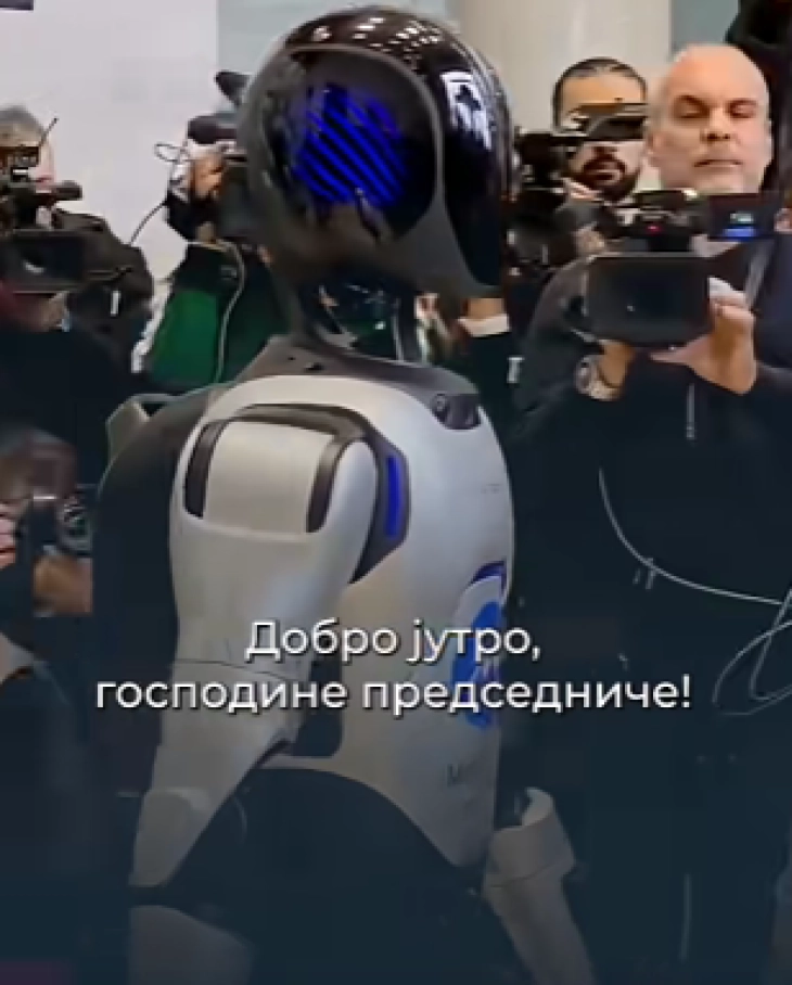 Вучиќ: Србија годинава може да биде прва држава во Европа што ќе произведува хуманоидни роботи