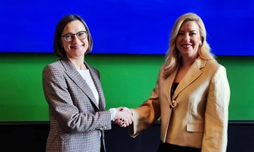 Димовска - Хансен: Продлабочување на соработката на службениците од полза за двете собранија