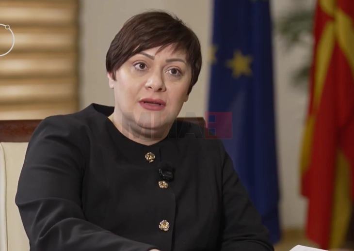 Dimitrieska-Koçoska: Punëtorët dhe punëdhënësit duhet të udhëheqin dialogun dhe të bien dakord për pagën minimale