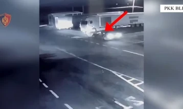 На ГП „Блато“ уапсен македонски државјанин, се обидел да избега со автомобилот, загрозувајќи ги животите на полицајците