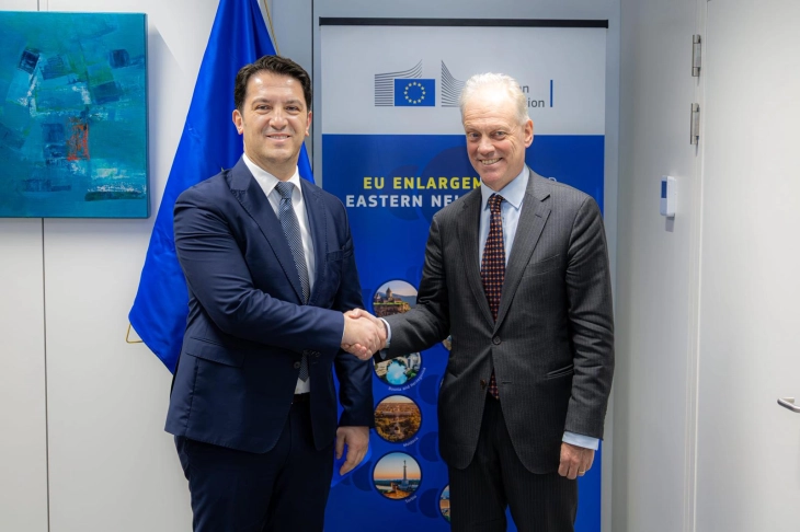 First Deputy PM Sali meets with DG ENEST Director General Koopman