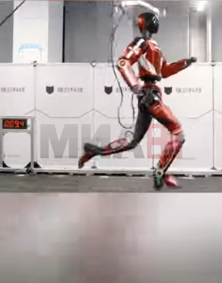 Роботот „Болт“ трча 10 метри во секунда