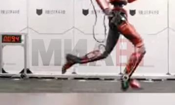 Роботот „Болт“ трча 10 метри во секунда