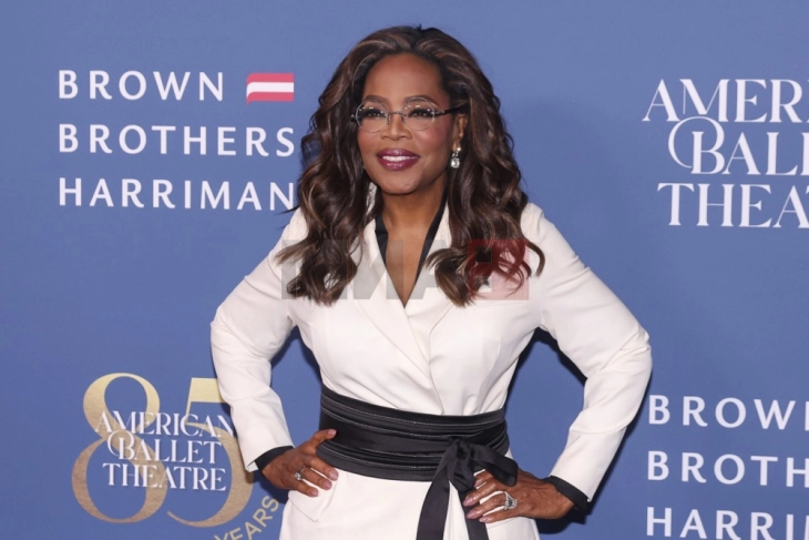 Опра Винфри и Рајан Рејнолдс доаѓаат во Букурешт во септември