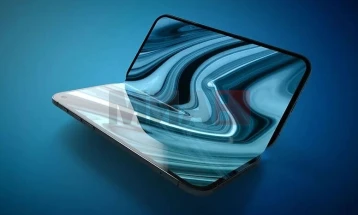 Новитети околу идните „Ајфони“ на преклоп