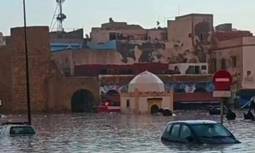 Mbi 100.000 njerëz janë evakuuar për shkak të vërshimeve në pjesën veriperëndimore të Marokut