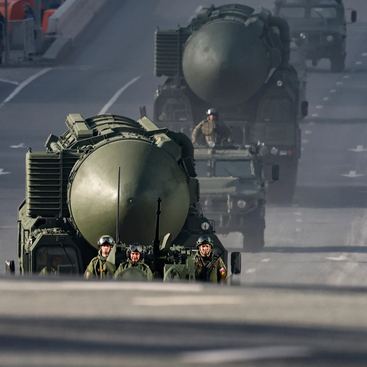 Светот се соочува со нова нерегулирана трка во вооружувањето