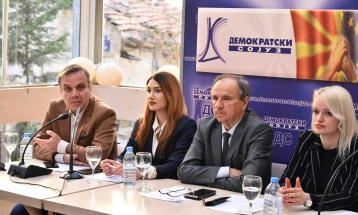 Демократски сојуз: Случајот со  смртните закани врз новинарот Александар Видиновски да се истера до крај