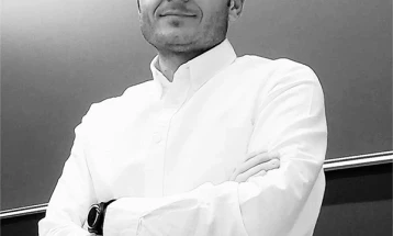 Амфитеатарот на Институтот „Биосенс“ во Нови Сад ќе го носи името на Васко Саздовски, кој загина при падот на бетонската настрешница на железничката станица