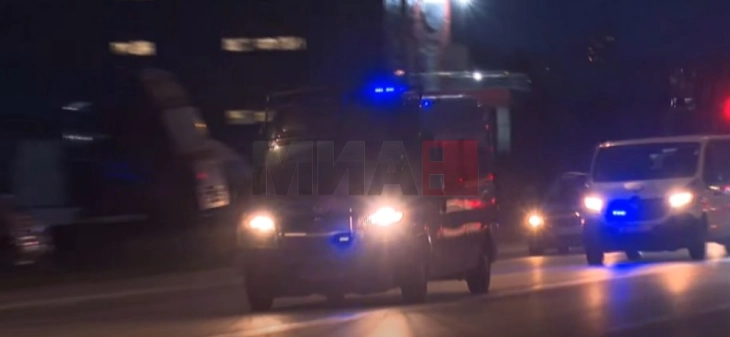 Dhjetëra furgonë hynë në OHIS, aksion i koordinuar policor në Shkup dhe Strumicë për drogë