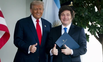 Аргентина ги ублажува ограничувањата за увоз од САД, потпишан договор