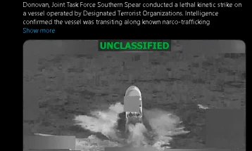 Dy të vrarë në sulmin amerikan ndaj një anije në Oqeanin Paqesor