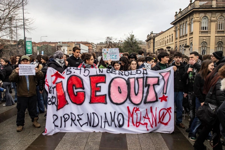 Околу 1.000 лица протестираа во Милано против присуството на ICE во ЗОИ