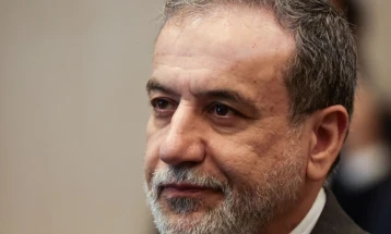 Арагчи: Иран би можел да нападне американски бази како одговор на потенцијален напад