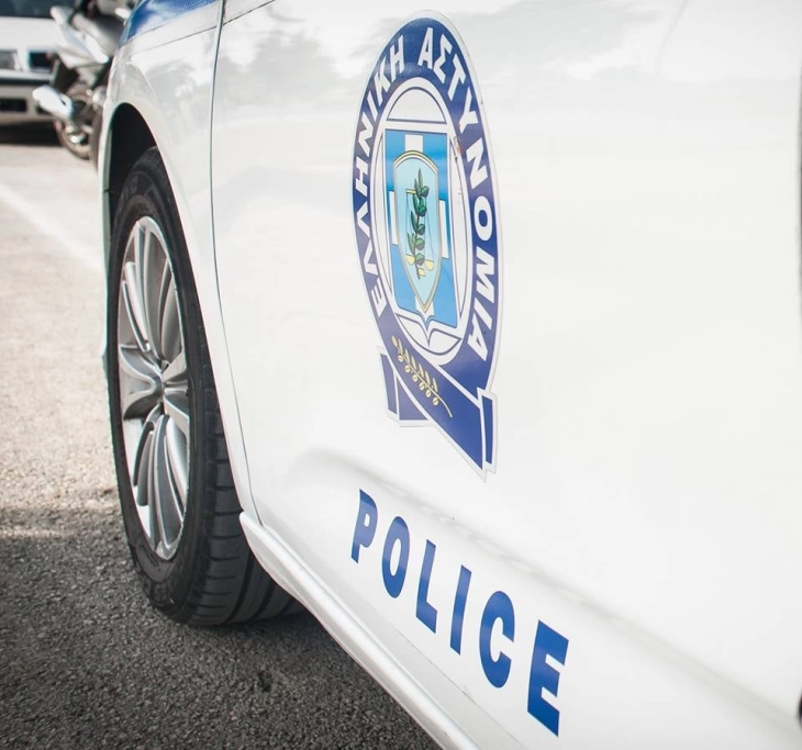 Инциденти пред солунскиот Универзитет „Аристотел“, приведени над 300 лица