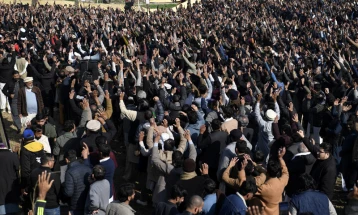 Уапсени четири лица за смртоносниот напад врз џамијата во Исламабад, денеска погребани жртвите на нападот