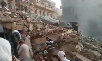 Најмалку двајца загинати при уривањето на зграда во Либан