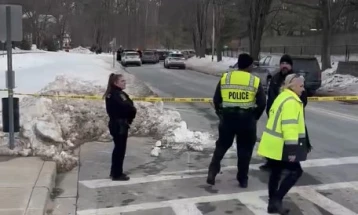 Момче рането во пукање во средно училиште во Мериленд, напаѓачот уапсен