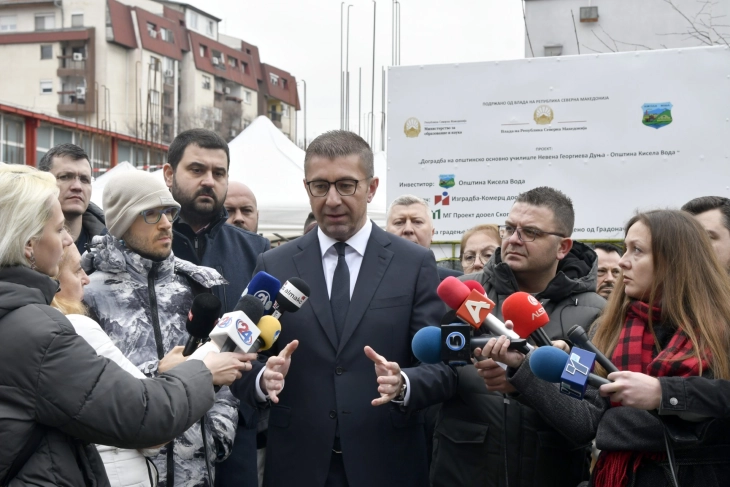 Mickoski: Nevojiten ndryshime ligjore që provimi i jurisprudencës të mund të jepet edhe në shqip dhe gjuhët e të gjitha popujve nga Preambula