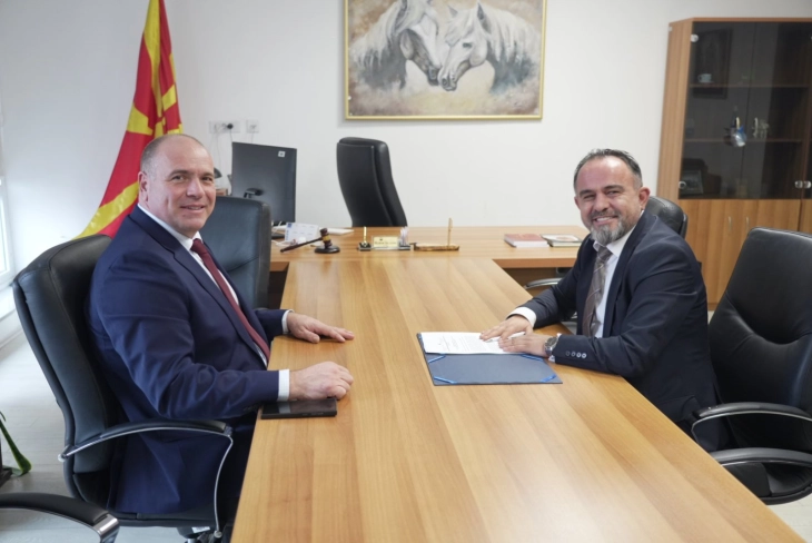 Градоначалникот на Куманово  Димитриевски и претседателот на Управниот суд, Сејдини потпишаа Меморандум за соработка за дигитално поврзување