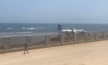 Во Сомалија се урна авион веднаш по полетувањето