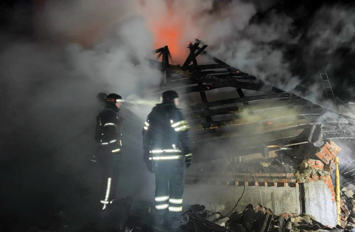 Три деца загинаа во руски напад на Харков, жителите на Запорожје без струја