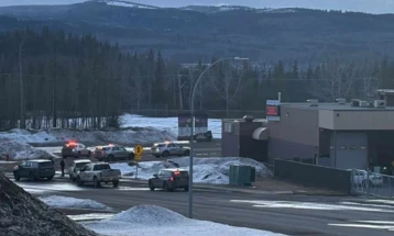 Liderët botërore shprehin ngushëllime pas të shtënave vdekjeprurëse në Kanada, personi ka qenë person transgjinor