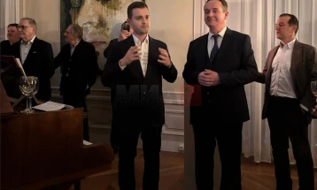 Mucunski nga Parisi: Mbështetje aktive për eksportin e verës së Maqedonisë së Veriut në tregjet evropiane dhe botërore