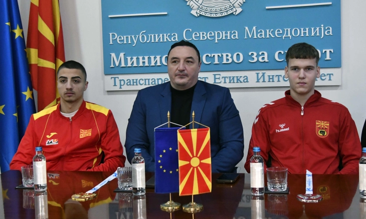 Министерот Ристовски ги прими македонските каратисти по успехот на ЕП во Лимасол