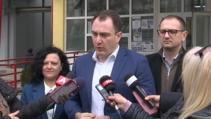 Andonovski: Po përfundon projekti për Qendrën për internet më të sigurt në Maqedoninë e Veriut