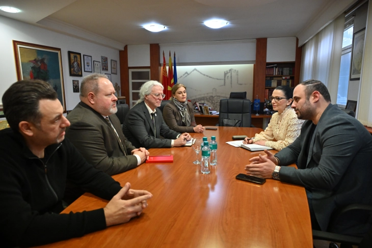 Gjorgjievski u takua me një delegacion të Institutit Demokratik Kombëtar - theksi në planet për zhvillimin e Shkupit si një qytet modern, i sigurt dhe gjithëpërfshirës