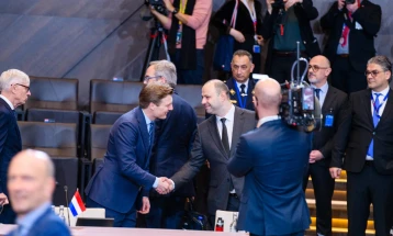 Мисајловски во Брисел: Здружени во НАТО можеме да го издржиме секој предизвик