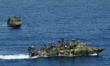 Судар на два американски воени брода