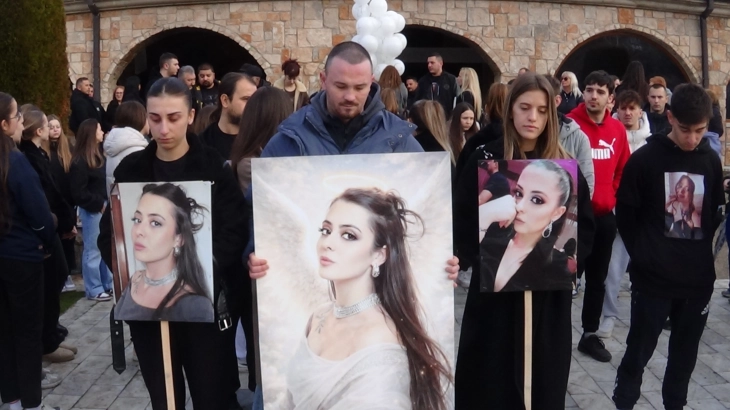 Тивок марш и парастос во Македонска Каменица „Кети Милковска и 63 ангели“