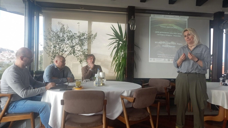 Во Охрид панел-дискусија посветена на проблемот со дивите депонии