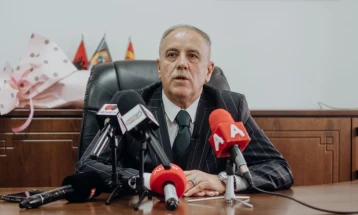 Ќура: Општина Струга ги презема сите мерки за откривање на причините за заматување на водата во изворот „Шум“ 