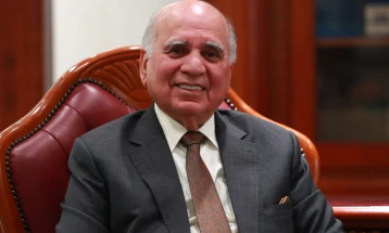 Хусеин: Околу 3.000 припадници на ИД префрлени од Сирија во Ирак