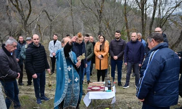 Филипче: Намалена поддршката за лозарството и земјоделството, владата ги остави производителите без доволни субвенции