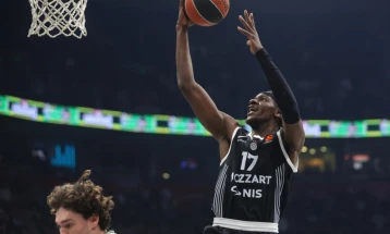 Партизан отфрли четирите НБА понуди за Исак Бонга